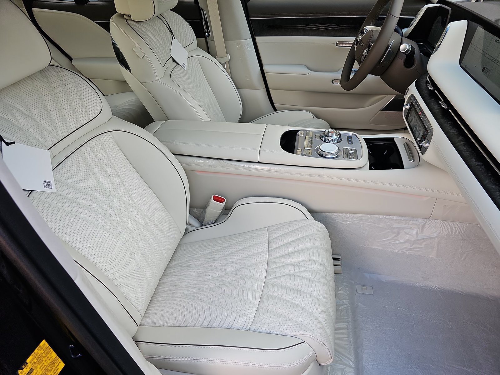 Certified 2026 Genesis G90 3.5T AWD/4WD image 18