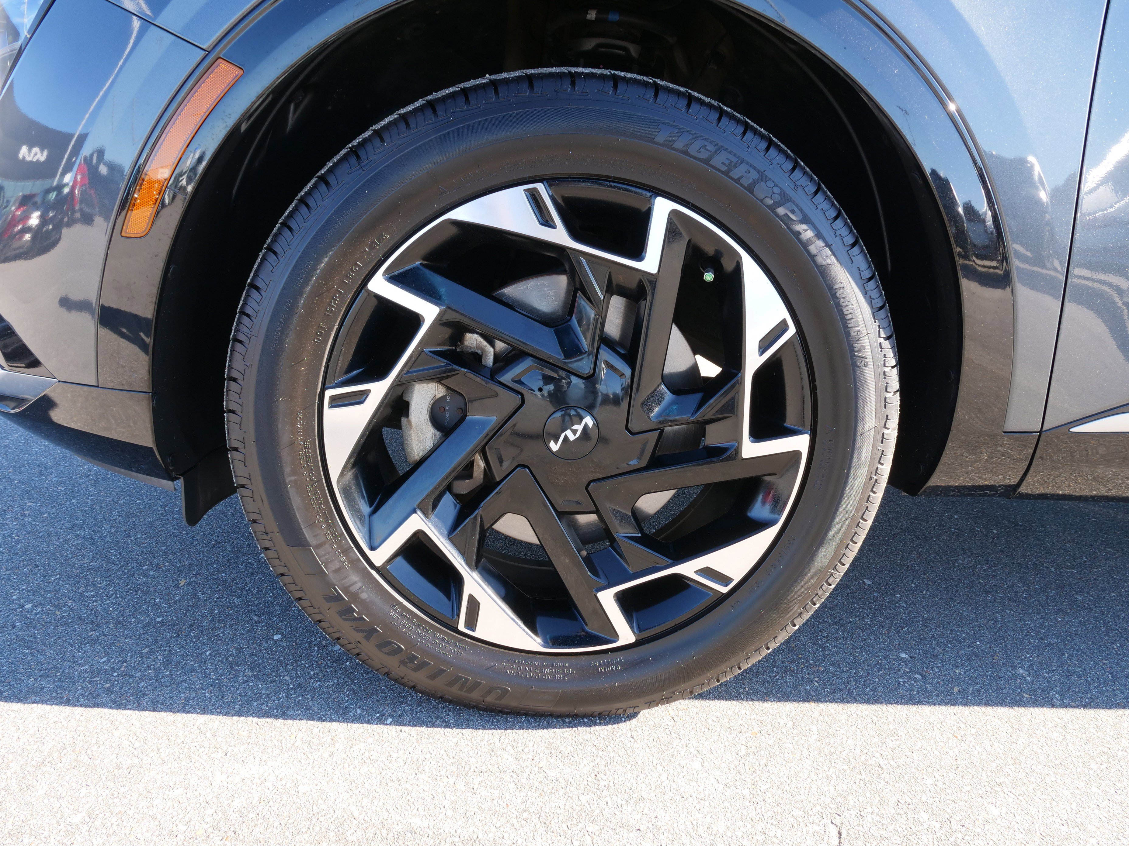 Used 2023 Kia Sportage SX image 13