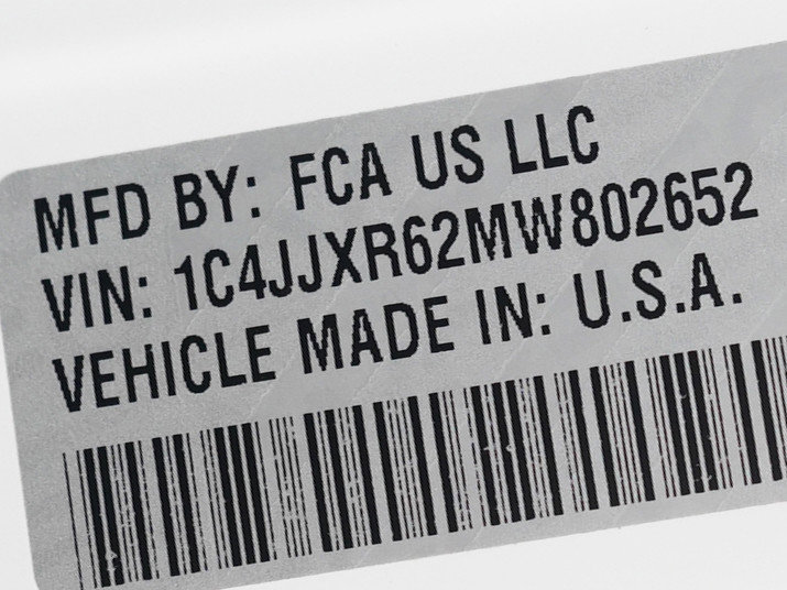 Used 2021 Jeep Wrangler Unlimited Rubicon 4xe w/ Steel Bumper Group image 32