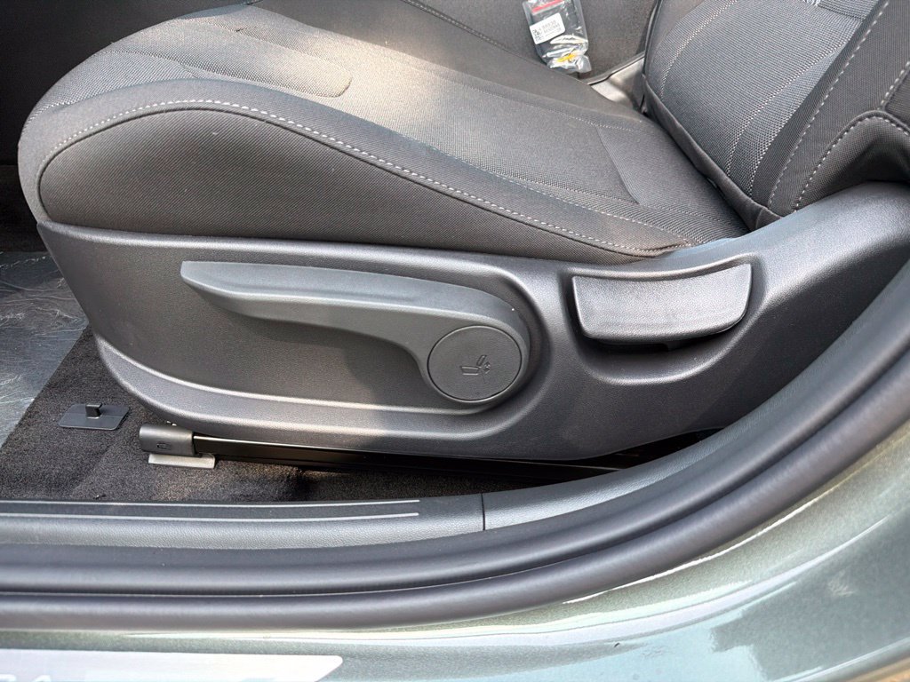 New 2026 Hyundai Elantra SE FWD image 14