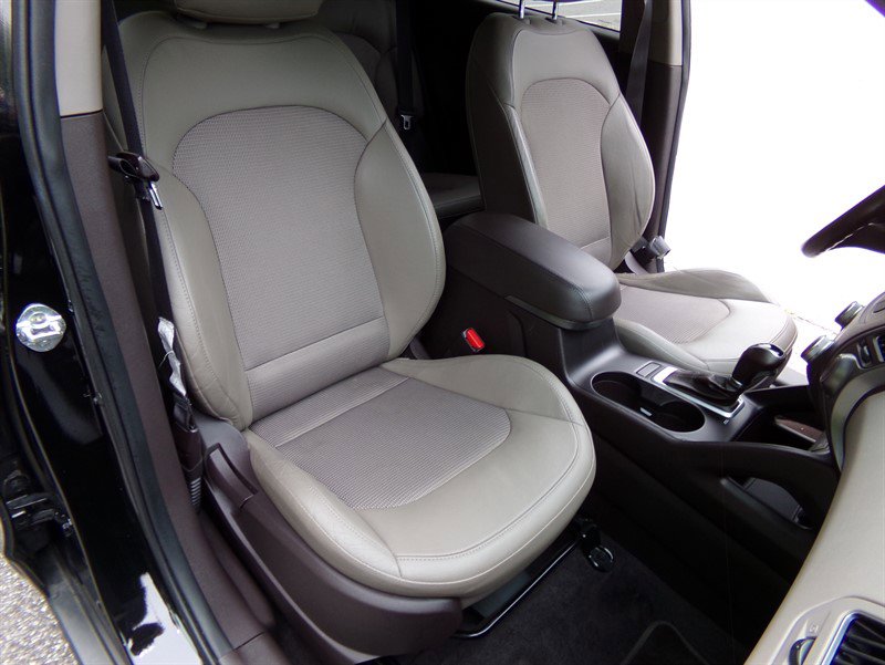 Used 2015 Hyundai Tucson SE AWD/4WD image 24