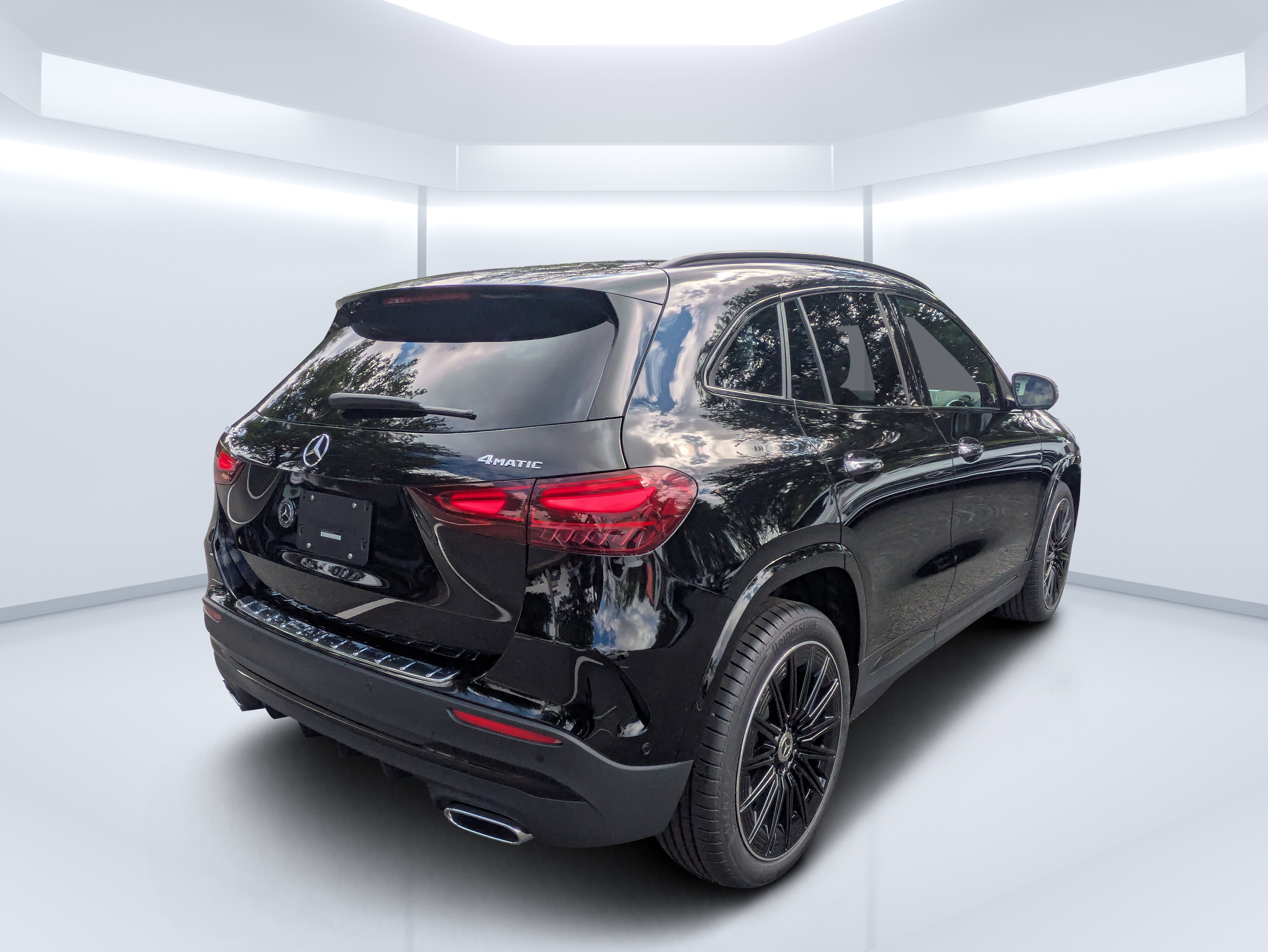 New 2026 Mercedes-Benz GLA 250 4MATIC image 3