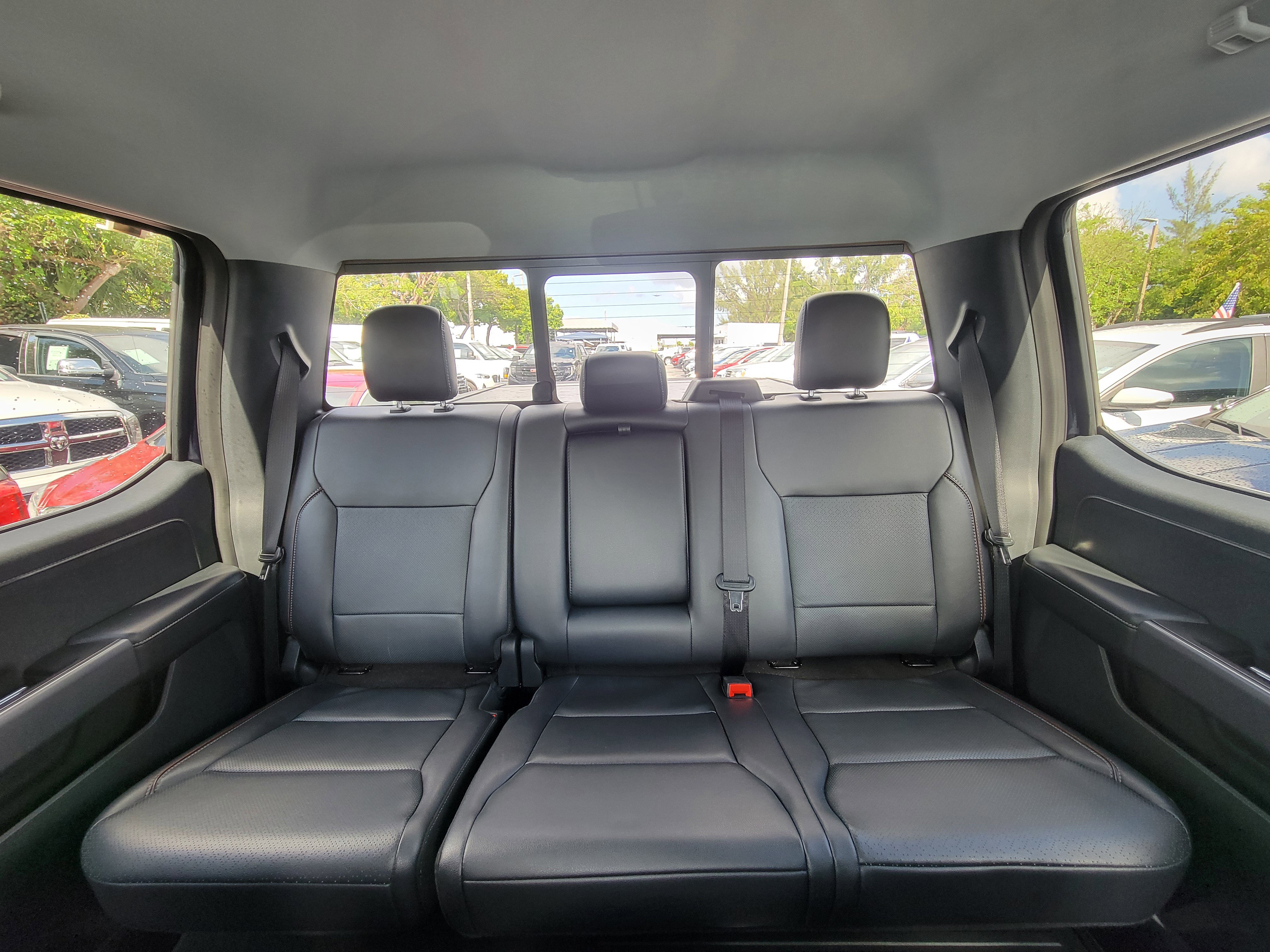 Used 2022 Ford F150 Lariat image 16