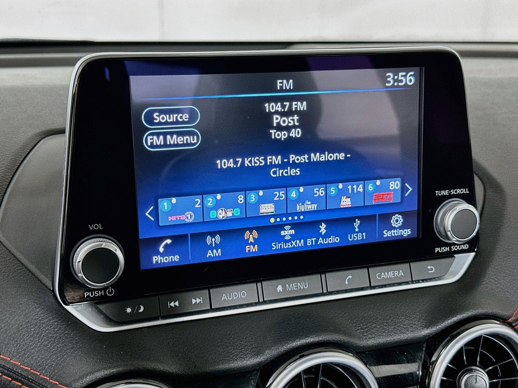 Used 2025 Nissan Sentra SR FWD image 21