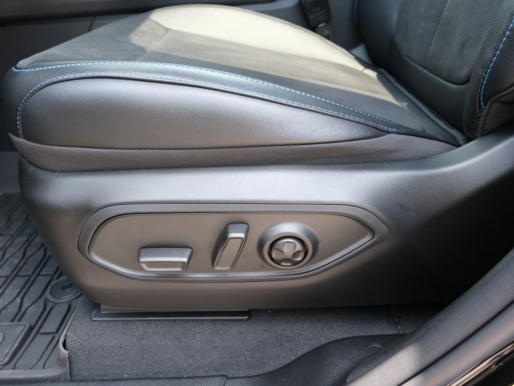 Used 2024 Jeep Grand Cherokee Trailhawk w/ Luxury Tech Group III image 29