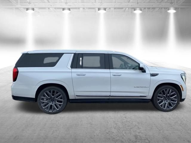 Used 2025 GMC Yukon XL Denali Ultimate w/ LPO, Floor Liner Package image 5