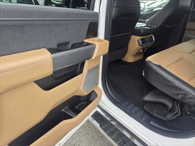 Used 2023 Ford F150 Lariat RWD image 16