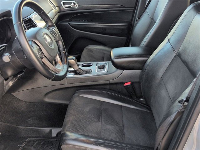 Certified 2022 Jeep Grand Cherokee Laredo X image 12