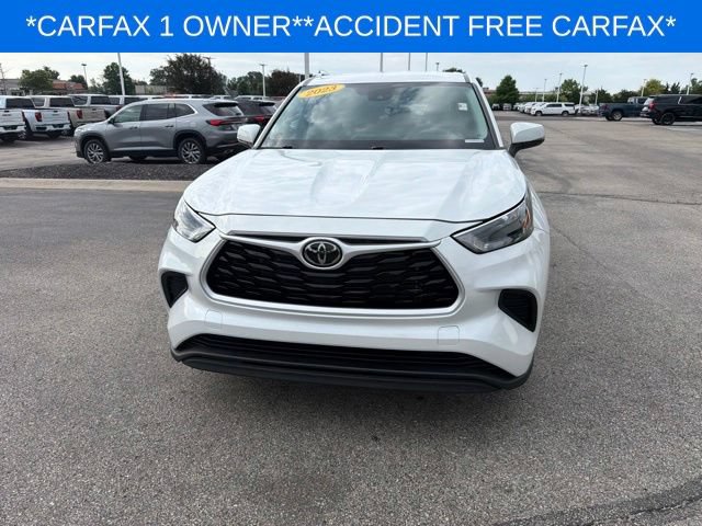 Used 2023 Toyota Highlander L FWD image 4