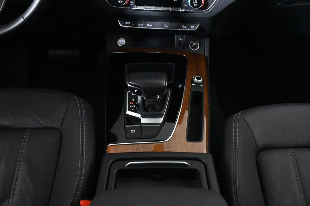 Certified 2022 Audi Q5 2.0T Premium w/ Convenience Package image 14