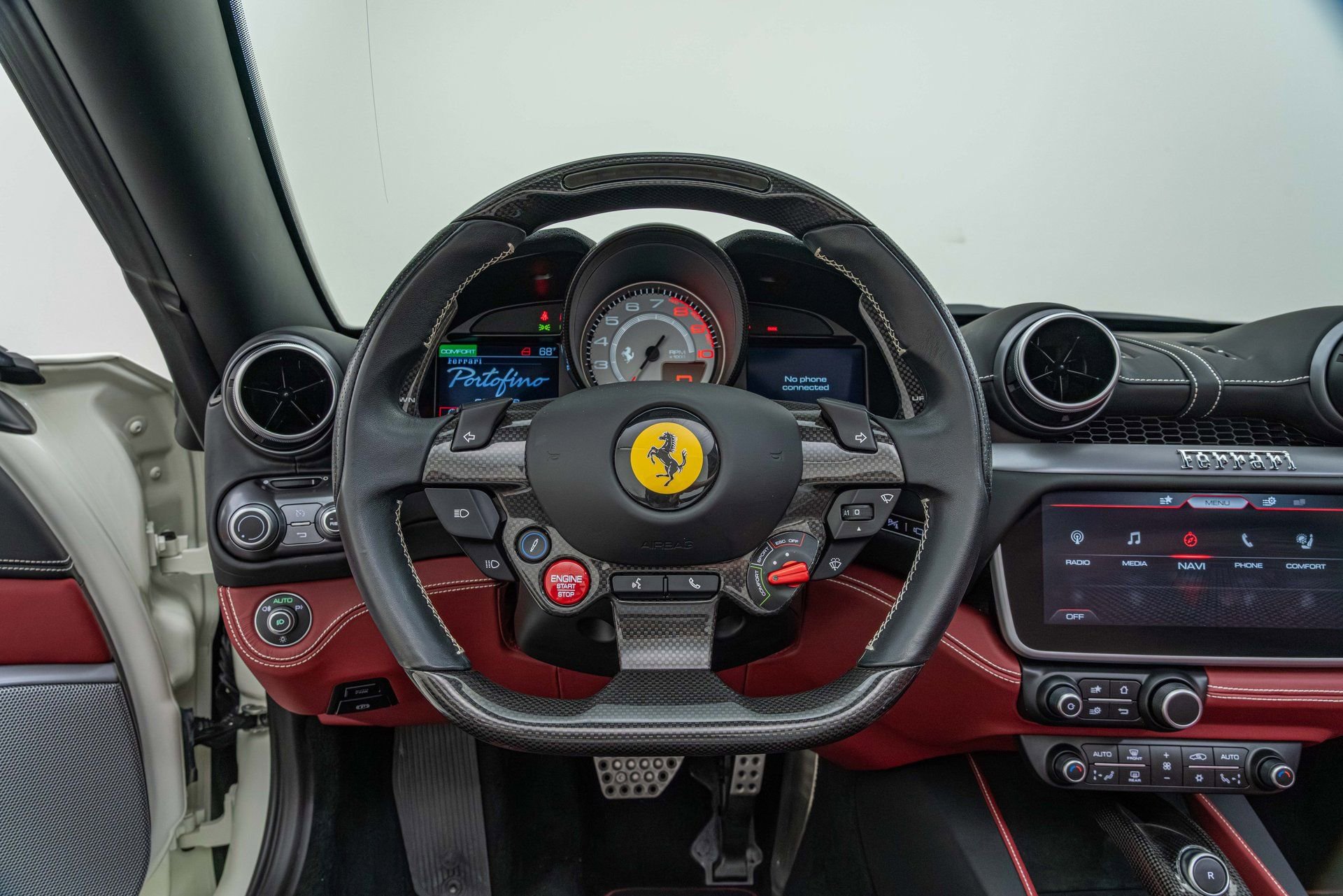 Certified 2020 Ferrari Portofino RWD image 29