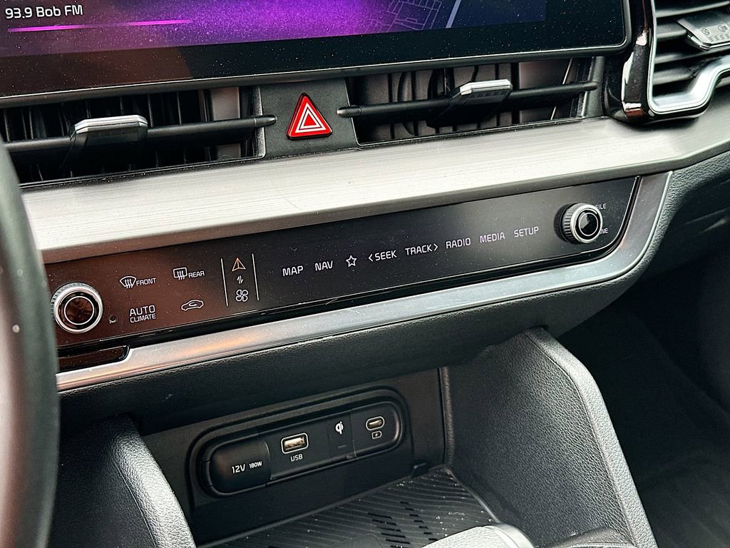 Used 2023 Kia Sportage EX image 14