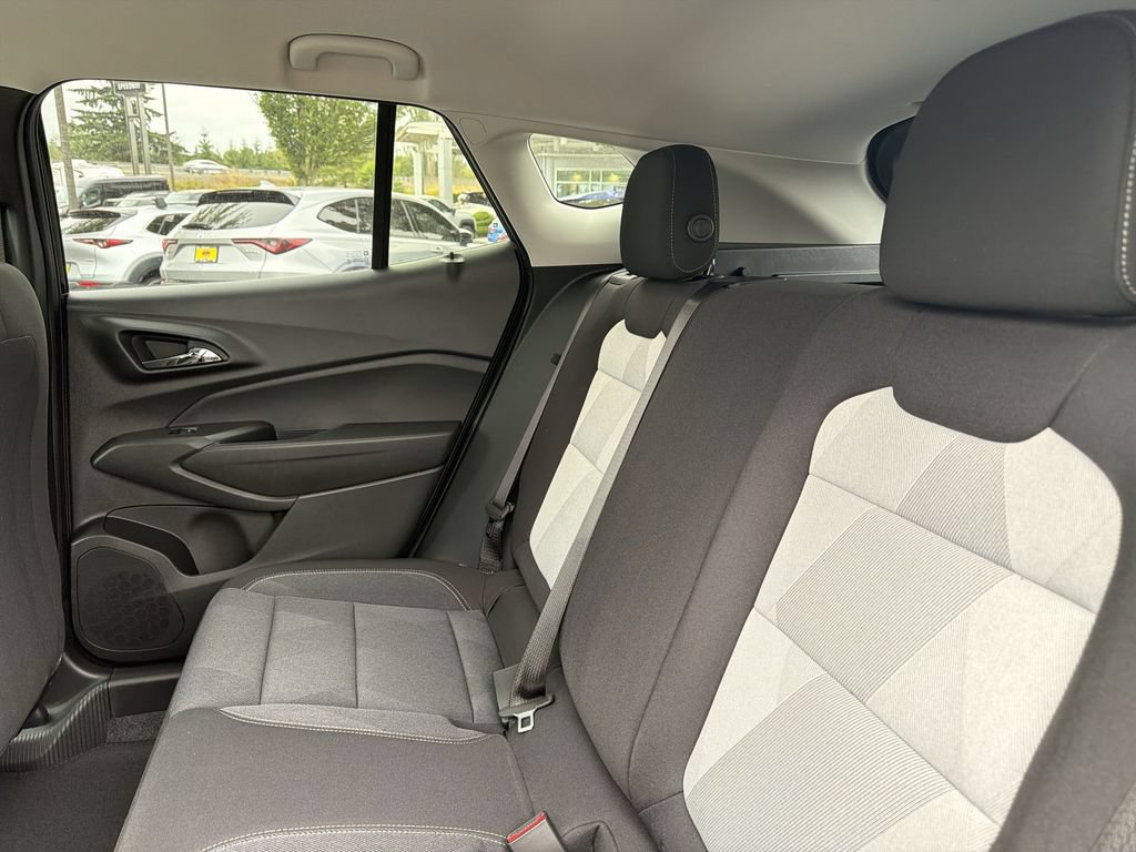 New 2026 Chevrolet Trax LS w/ LS Convenience Package FWD image 24