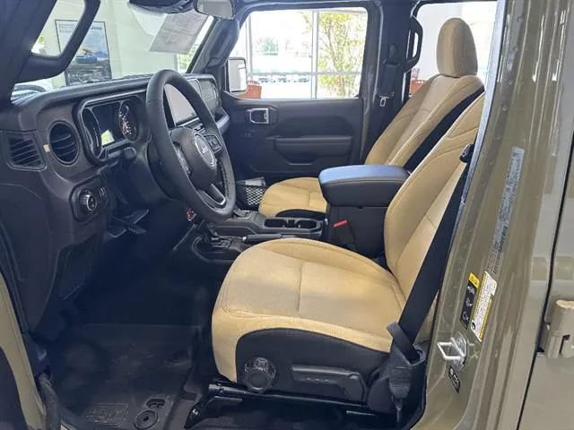 New 2026 Jeep Gladiator Willys AWD/4WD image 8