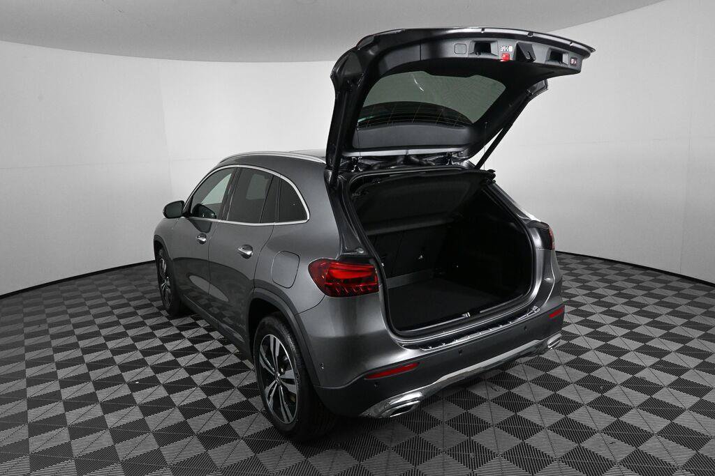 Certified 2026 Mercedes-Benz GLA 250 image 32