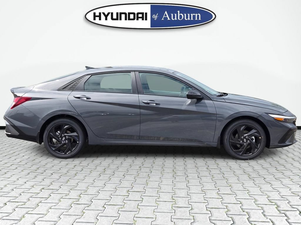 New 2026 Hyundai Elantra Sport FWD image 4