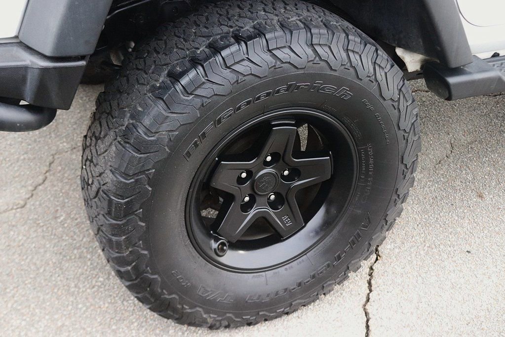 Used 2017 Jeep Wrangler Unlimited Sport w/ Quick Order Package 24S image 7