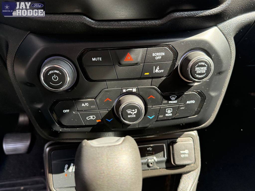 Used 2021 Jeep Renegade Latitude image 20