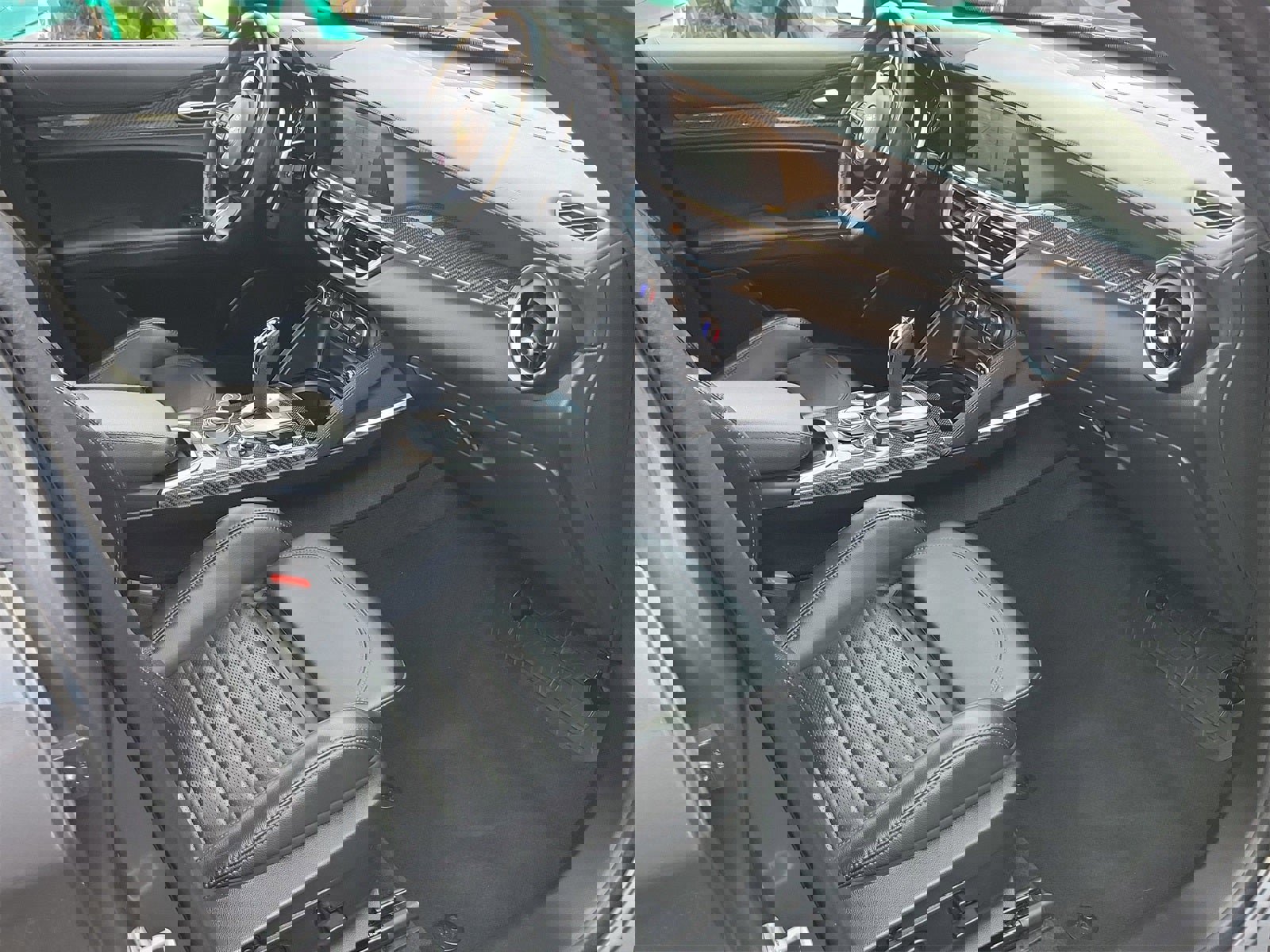 Used 2022 Alfa Romeo Stelvio Quadrifoglio w/ Active Assist Plus Package image 16