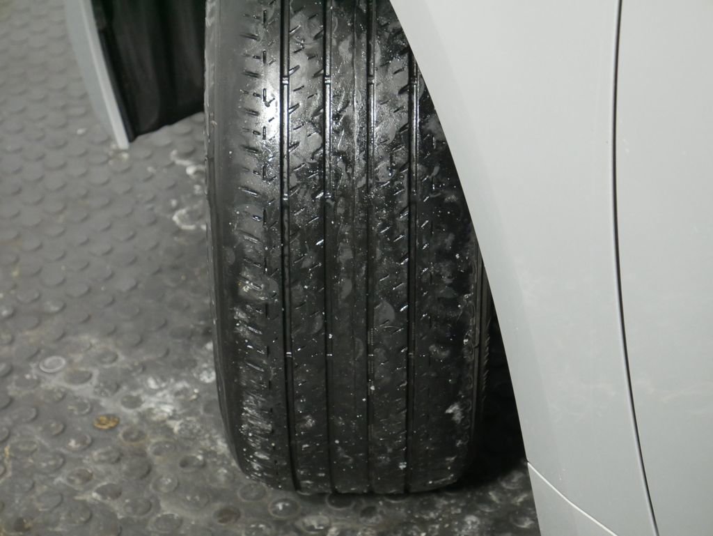 Used 2020 Toyota Corolla LE image 16