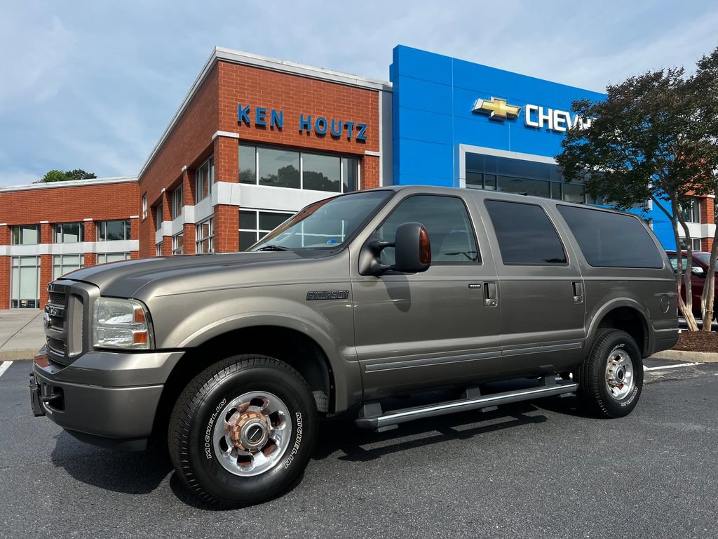 Used 2005 Ford Excursion Limited AWD/4WD image 1