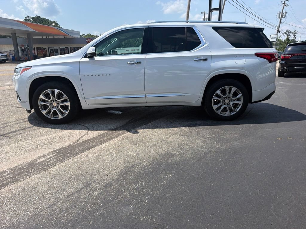 Used 2020 Chevrolet Traverse Premier FWD image 8