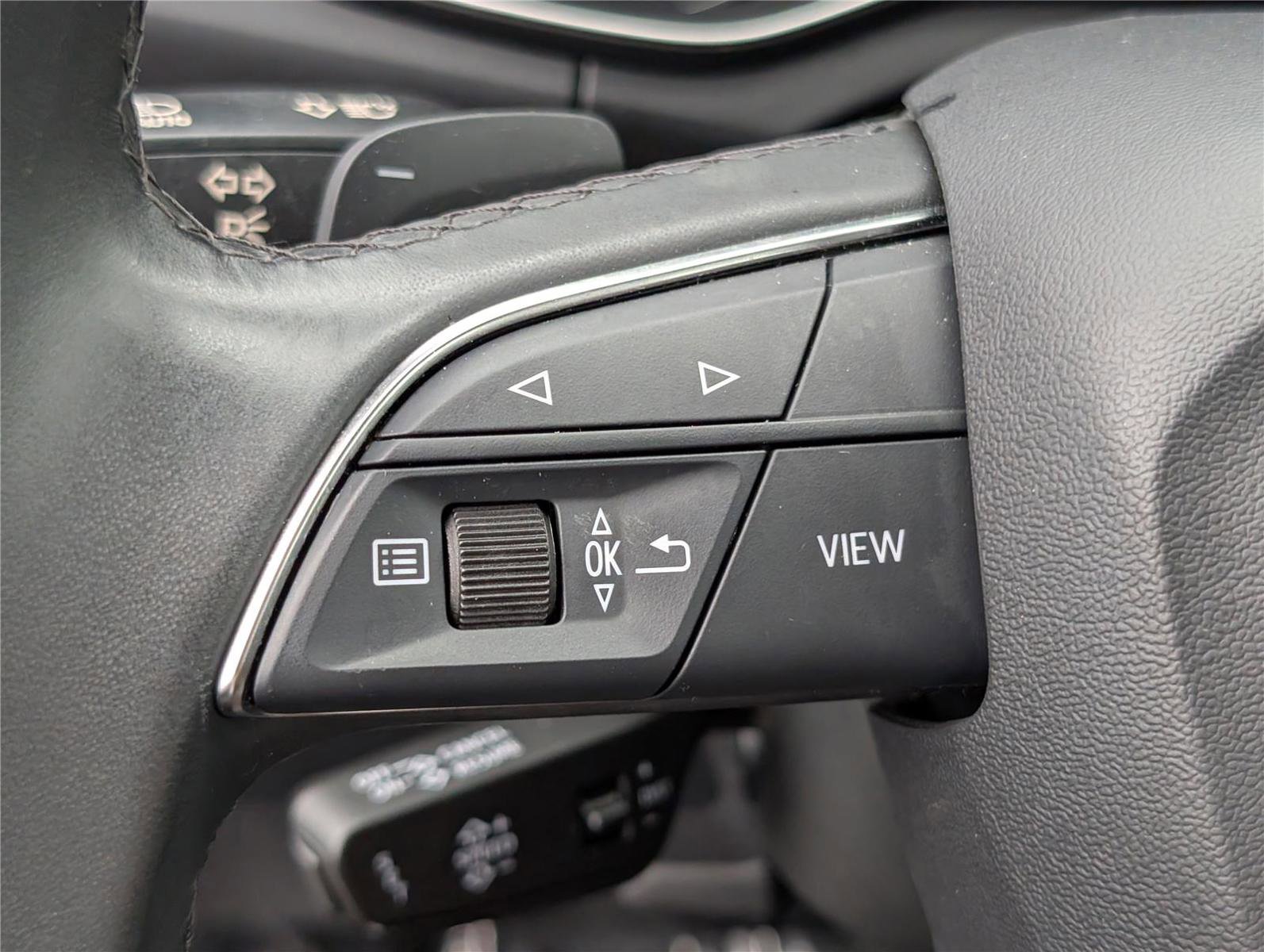 Used 2023 Audi Q5 2.0T Premium w/ Convenience Package AWD/4WD image 22