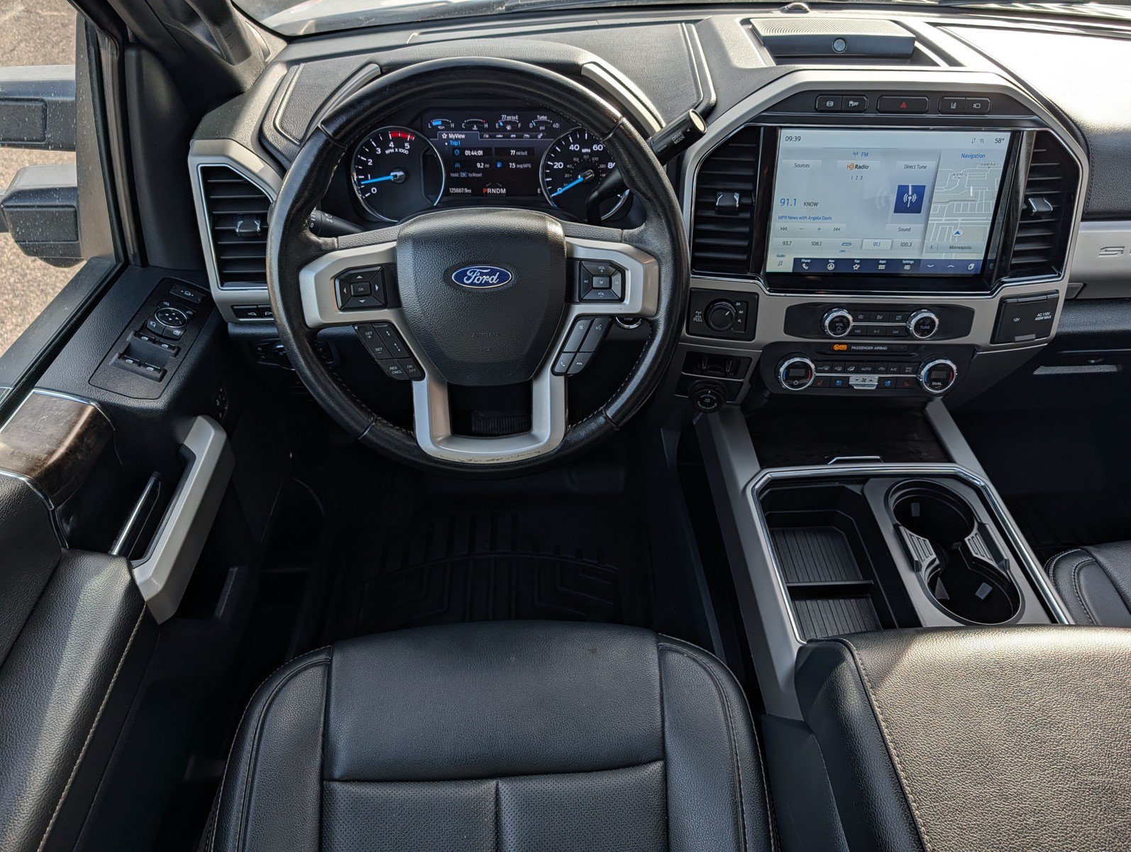 Used 2022 Ford F350 Lariat w/ Lariat Ultimate Package AWD/4WD image 18