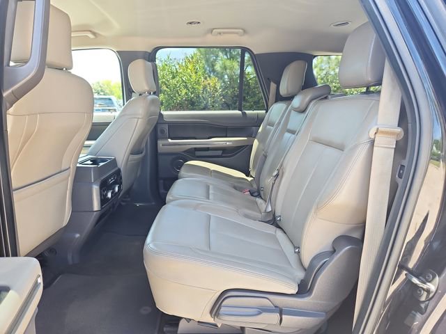 Used 2019 Ford Expedition Max XLT w/ Equipment Group 202A RWD image 9