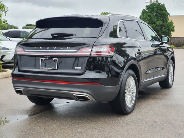Used 2020 Lincoln Nautilus FWD image 3