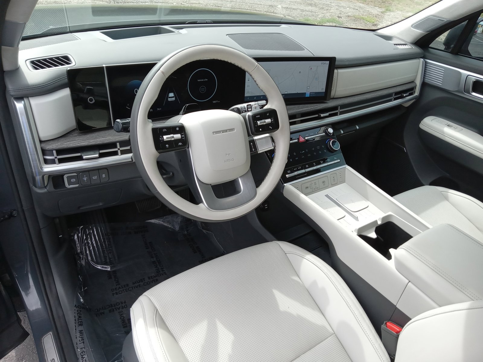 Used 2025 Hyundai Santa Fe Calligraphy AWD/4WD image 12