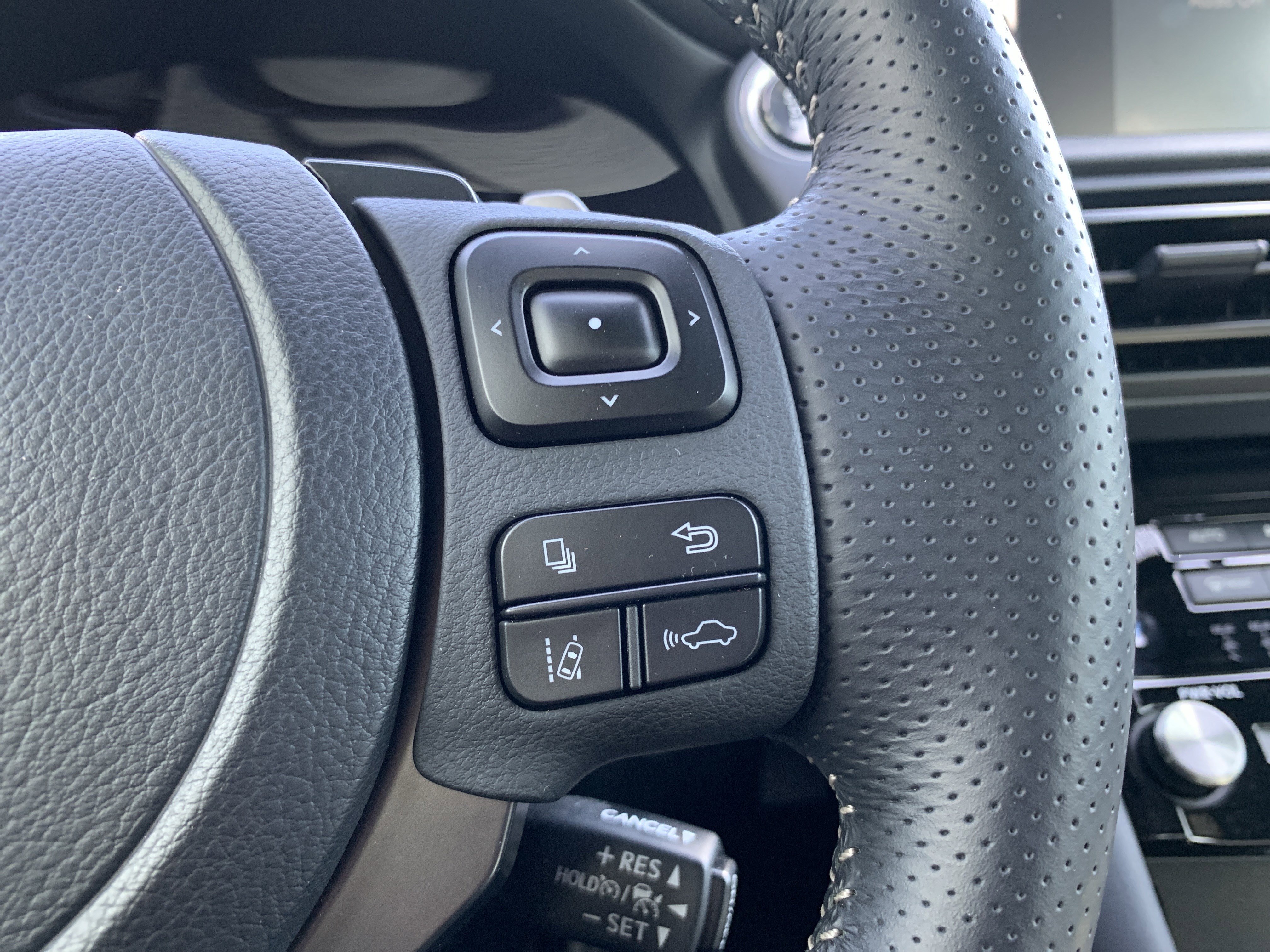 Used 2025 Lexus IS 350 F Sport image 20