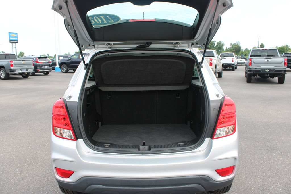 Used 2017 Chevrolet Trax LS FWD image 14