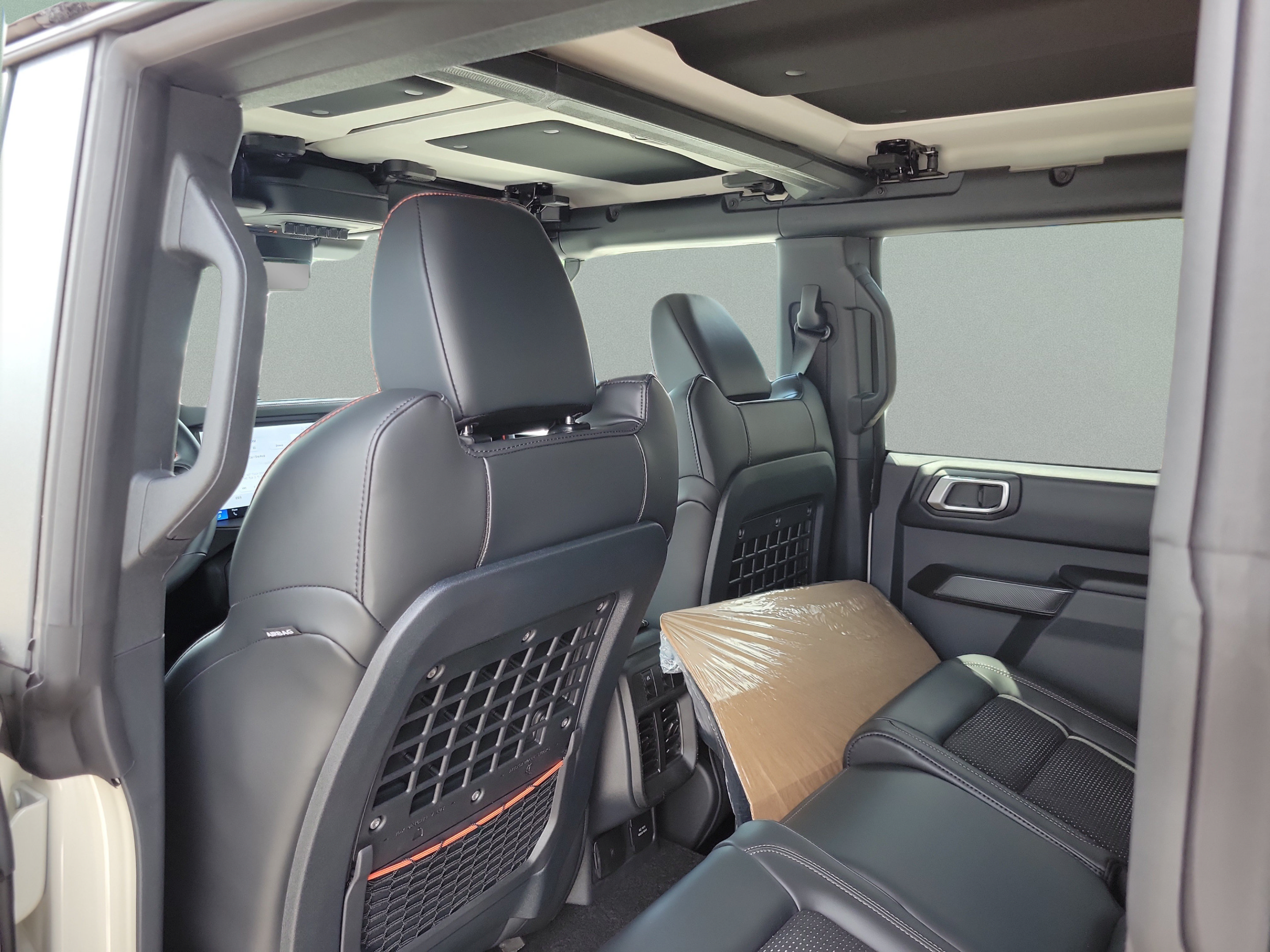 New 2026 Ford Bronco Raptor AWD/4WD image 8
