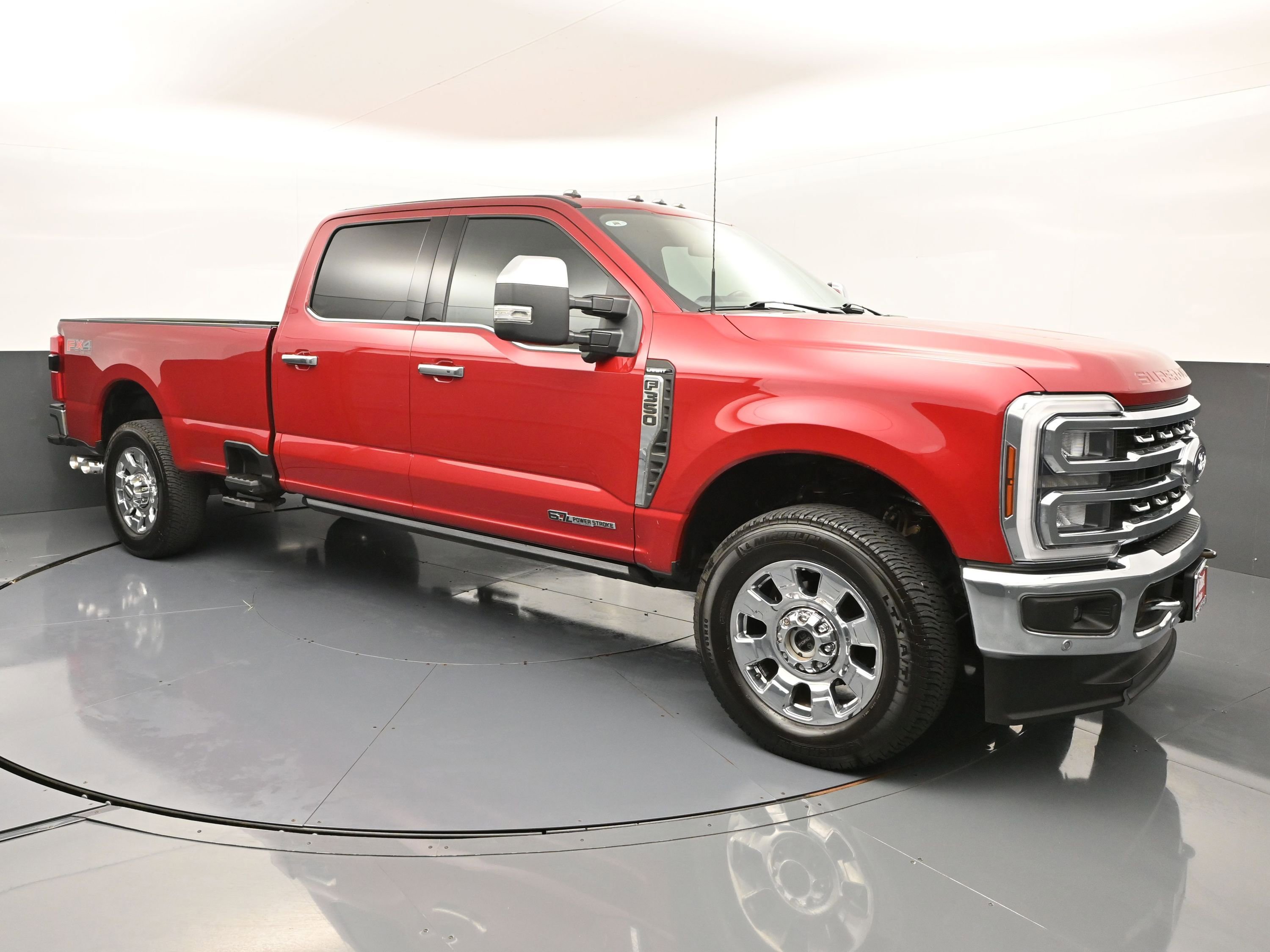 Used 2024 Ford F350 Lariat w/ Lariat Ultimate Package image 2