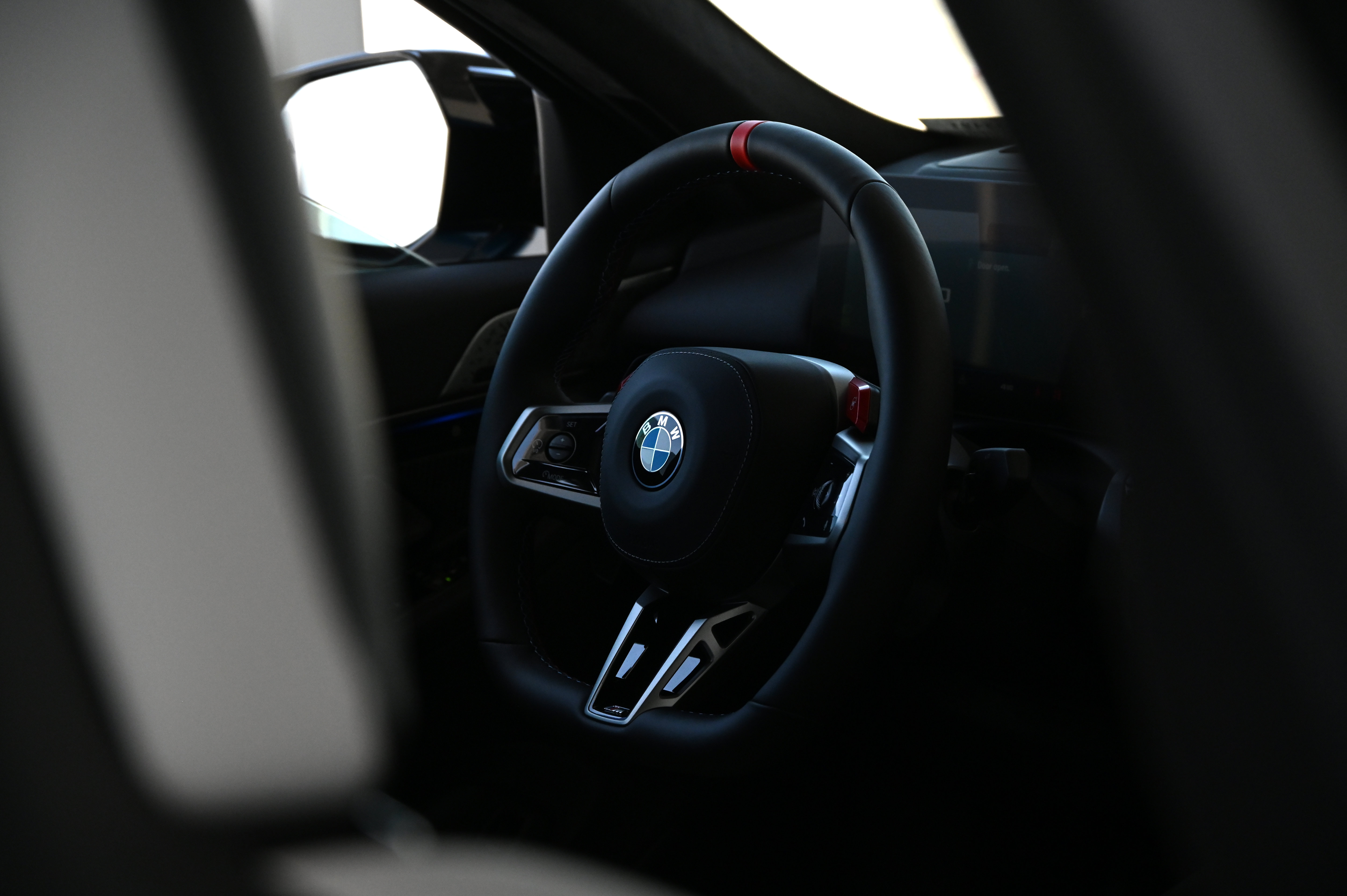 New 2027 BMW M5 w/ Executive Package AWD/4WD image 29