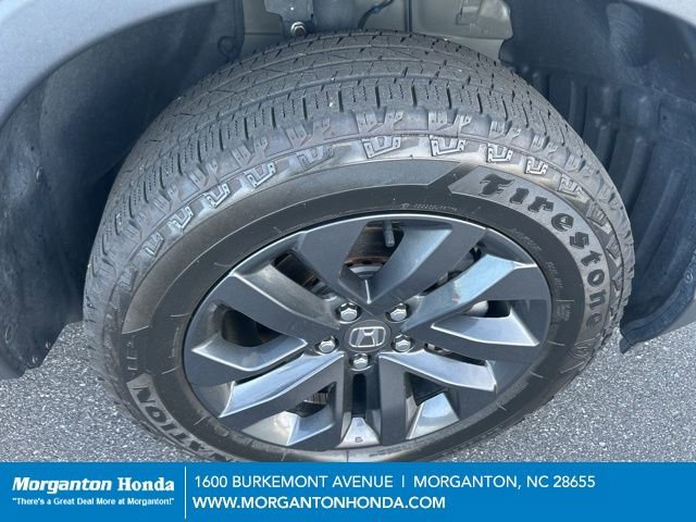 Used 2024 Honda Ridgeline Sport image 11