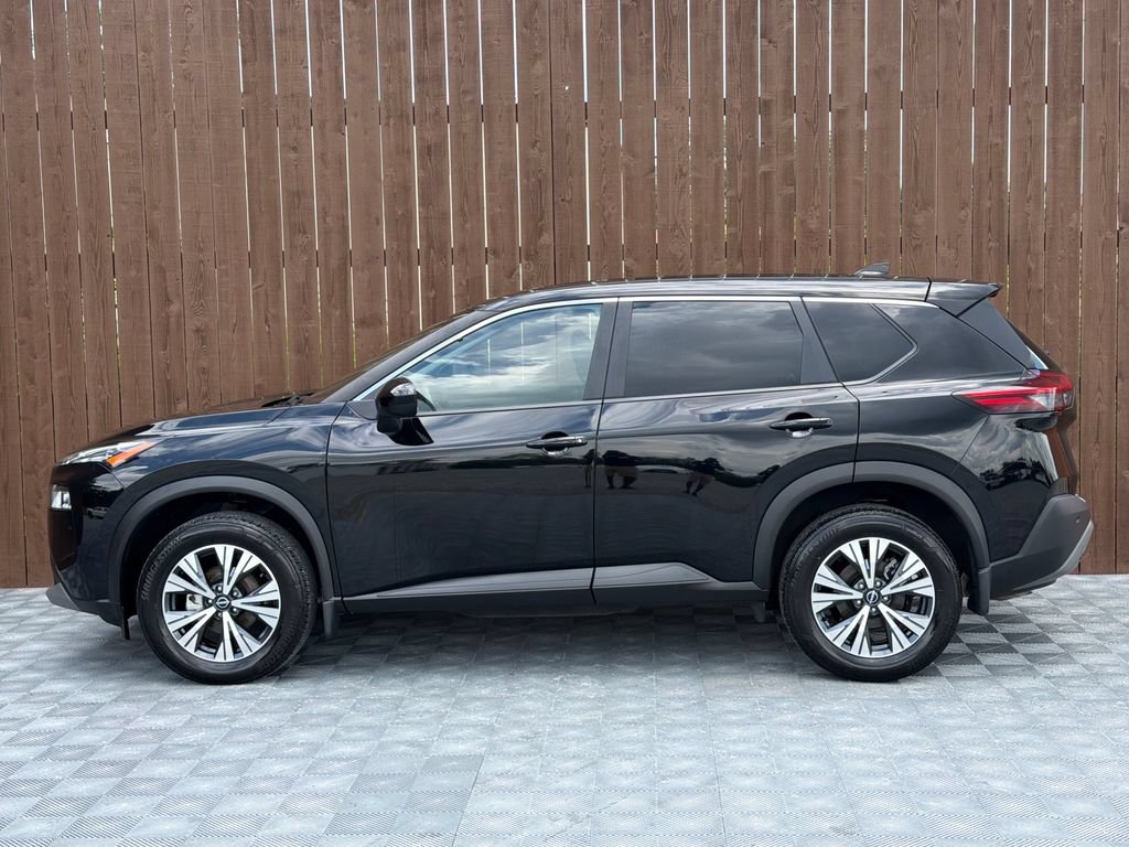 Used 2023 Nissan Rogue SV AWD/4WD image 13
