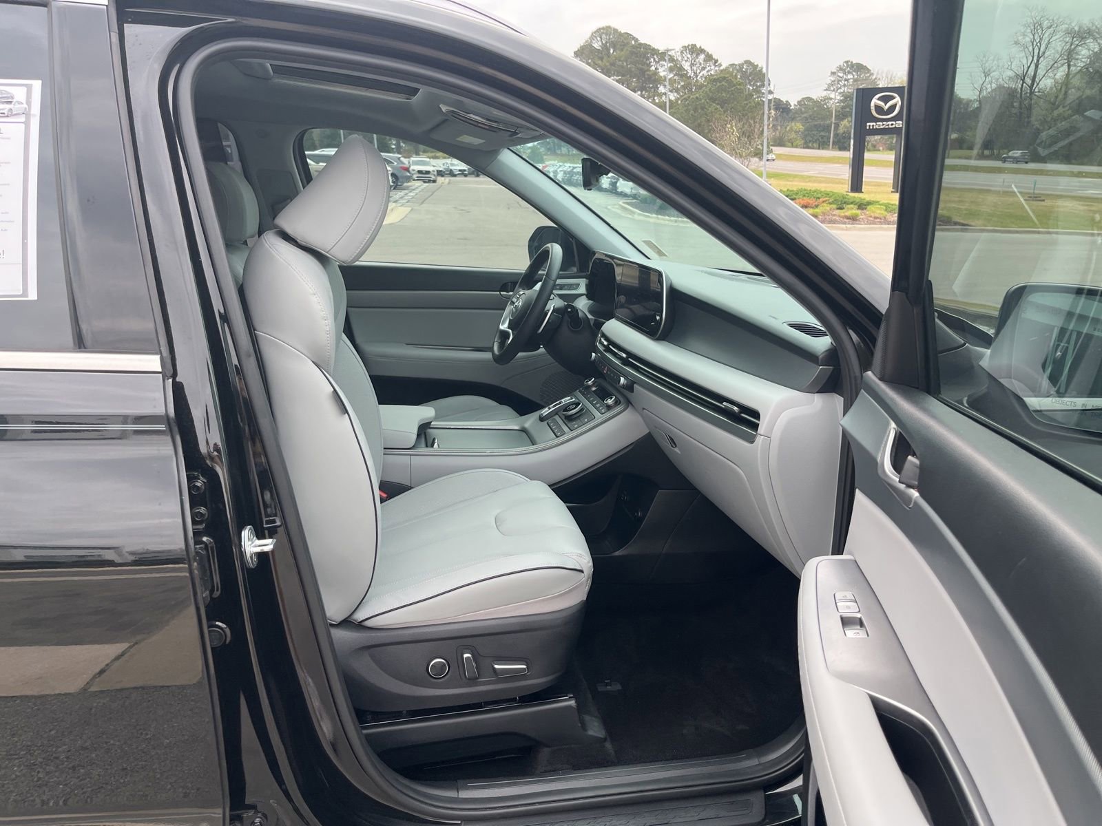 Used 2023 Hyundai Palisade SEL w/ Premium Package image 41