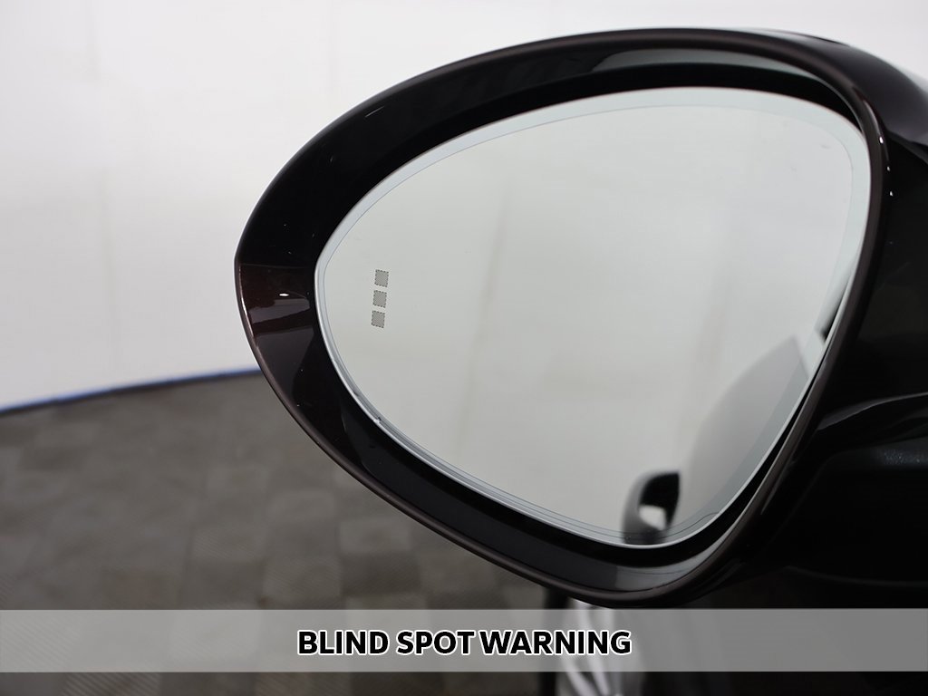 Used 2022 Porsche Cayenne image 9