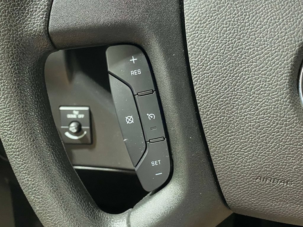 Used 2025 GMC Savana 2500 w/ Driver Convenience Package RWD image 23