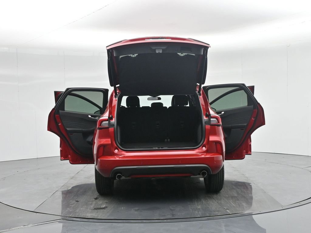 Certified 2024 Ford Escape ST-Line w/ Tech Pack #1 image 38