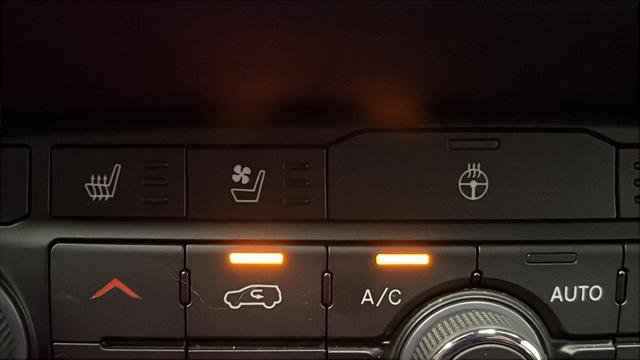 Used 2025 Dodge Durango GT image 23