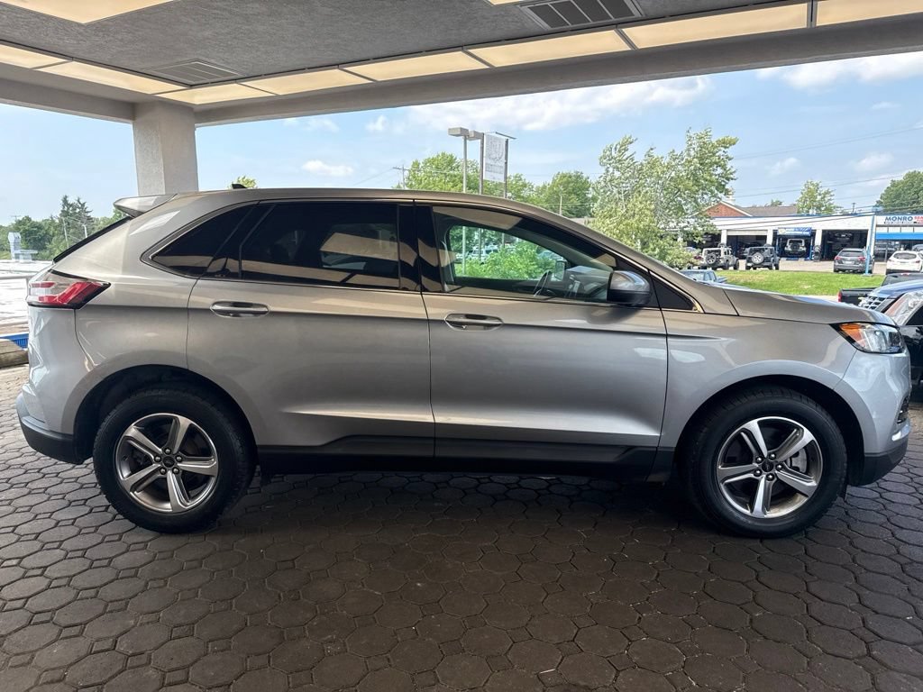 Certified 2024 Ford Edge SEL w/ Convenience Package AWD/4WD image 5