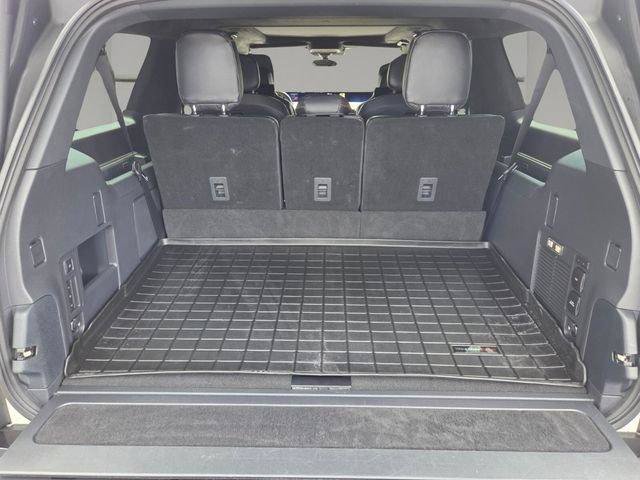 Used 2025 Lincoln Navigator L Black Label AWD/4WD image 16
