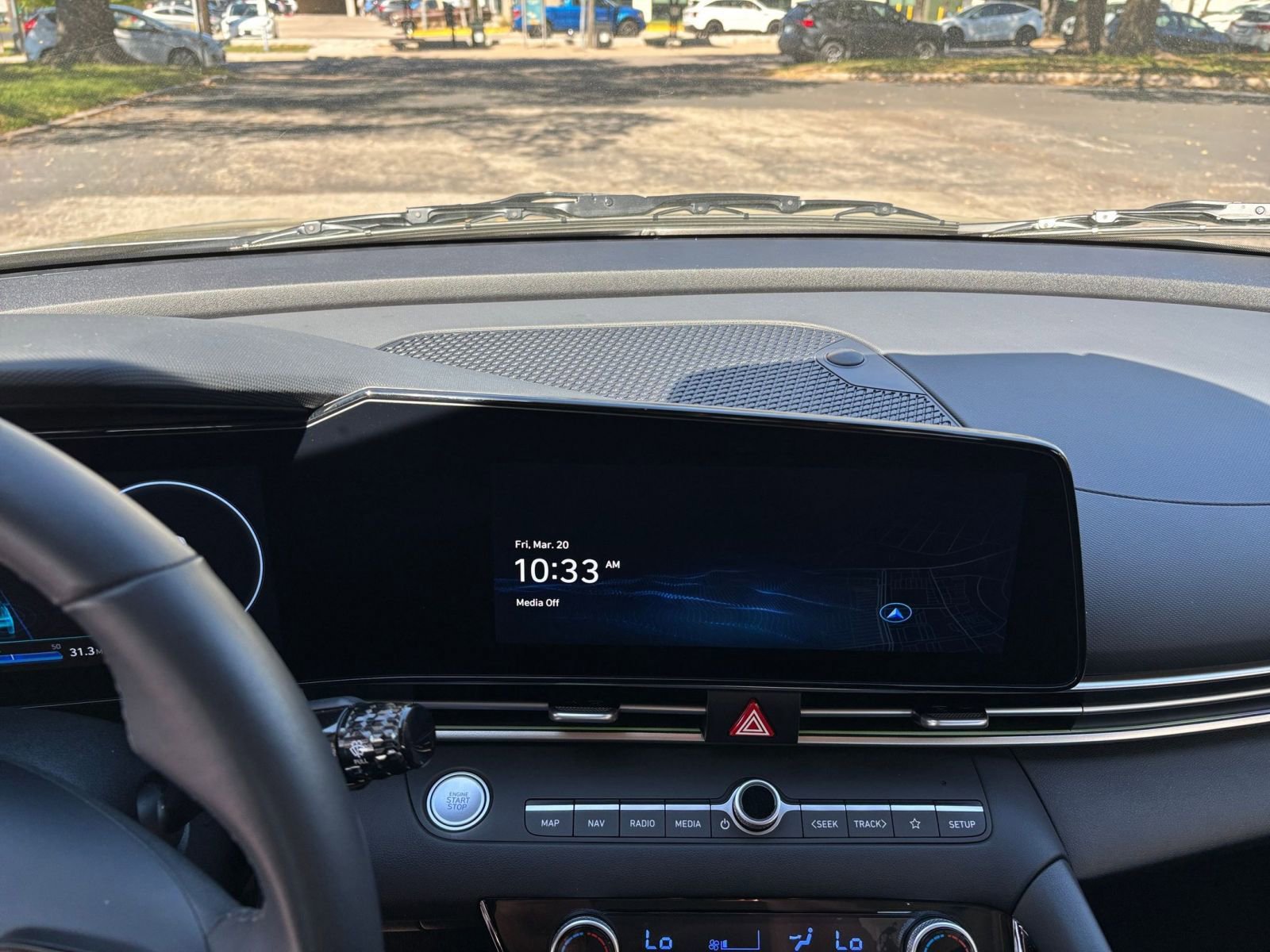 Used 2025 Hyundai Elantra SEL image 17