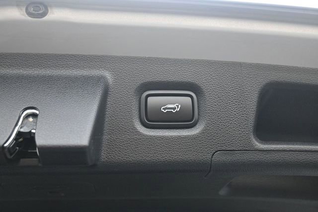 Used 2022 Hyundai Santa Fe Calligraphy FWD image 18