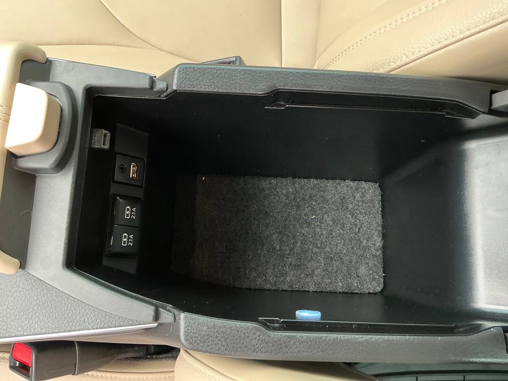 Used 2019 Toyota Avalon image 31