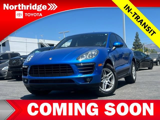 Used 2018 Porsche Macan AWD/4WD image 2