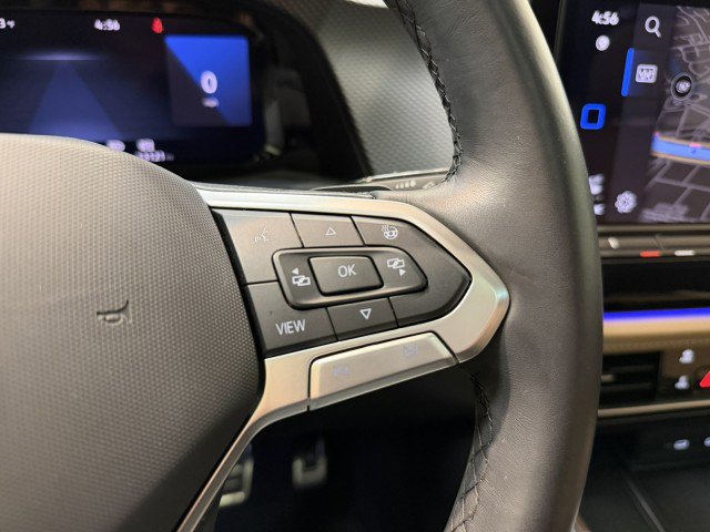 Used 2024 Volkswagen Atlas Cross Sport SEL R-Line image 22